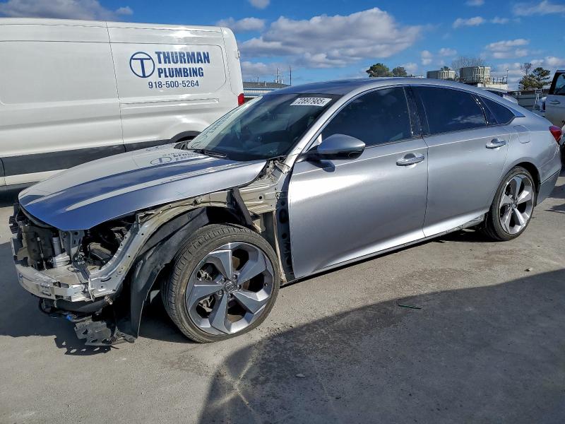 Фото 1 - HONDA ACCORD