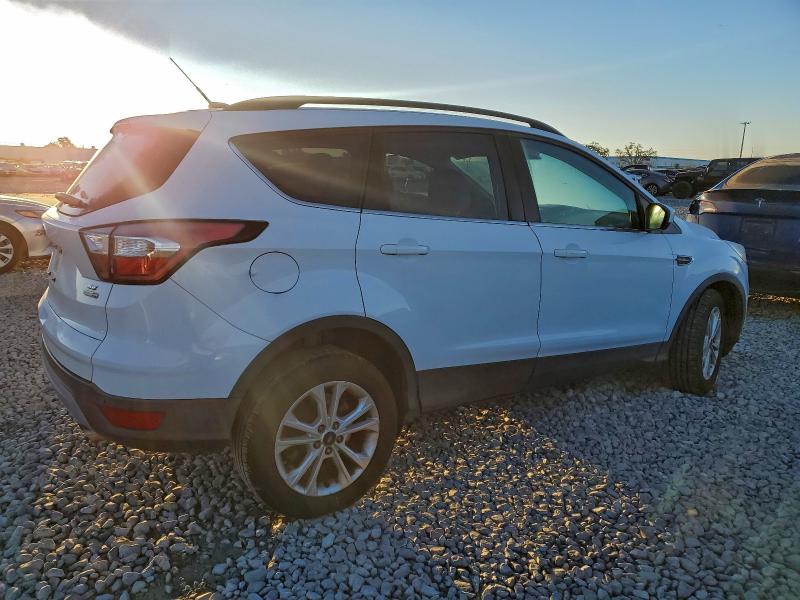 Фото 3 - FORD ESCAPE