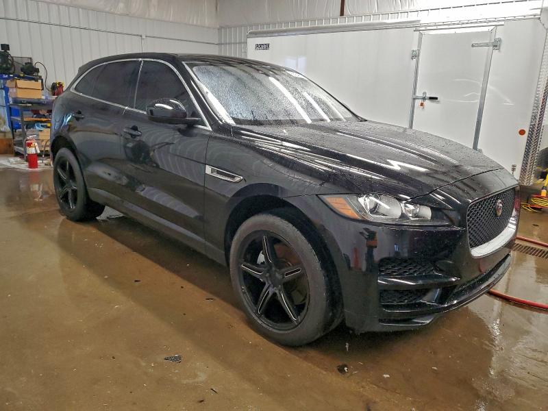 Фото 4 - JAGUAR F-PACE