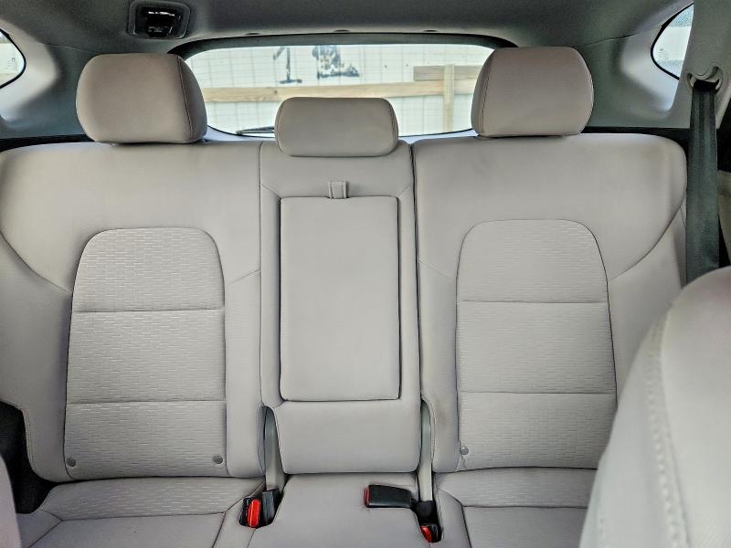 Фото 10 - HYUNDAI TUCSON