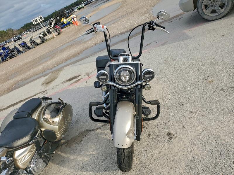 HARLEY-DAVIDSON FL 2018