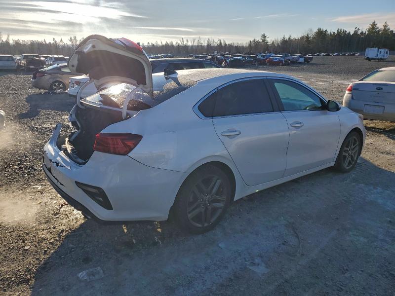 Фото 3 - KIA FORTE