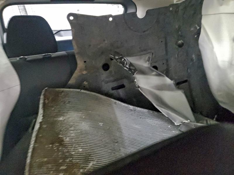 Фото 10 - NISSAN ROGUE