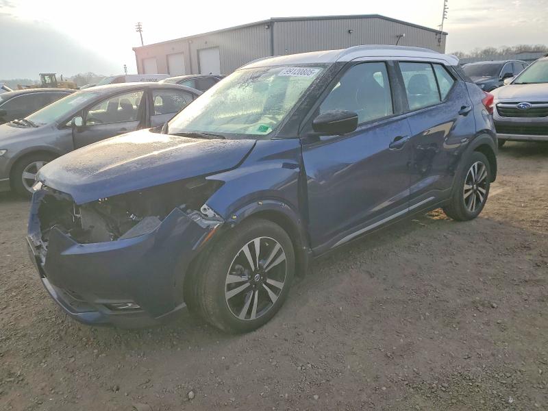 Фото 1 - NISSAN KICKS