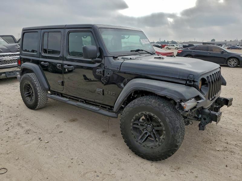 Фото 4 - JEEP WRANGLER