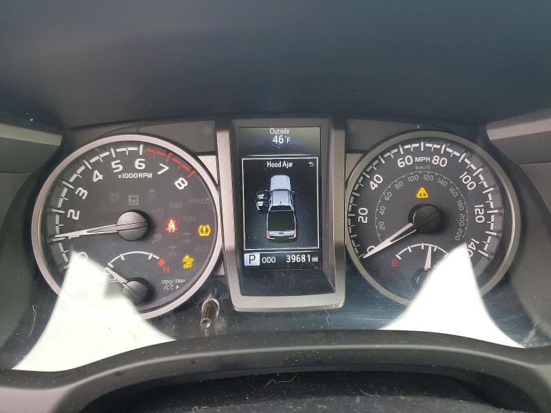 Фото 9 - TOYOTA TACOMA