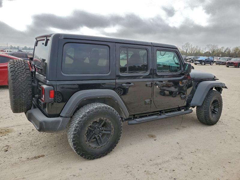 Фото 3 - JEEP WRANGLER