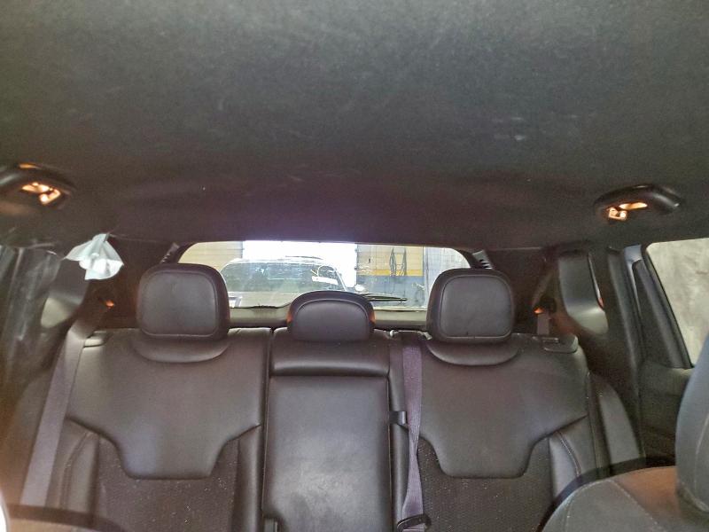 Фото 10 - JEEP COMPASS