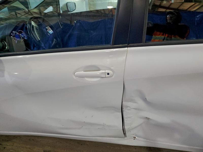 Фото 7 - NISSAN VERSA