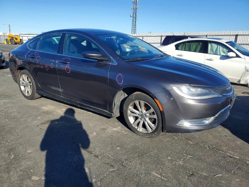 Фото 4 - CHRYSLER 200