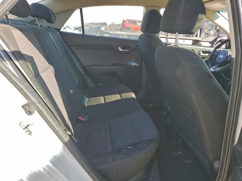 Фото 10 - KIA RIO