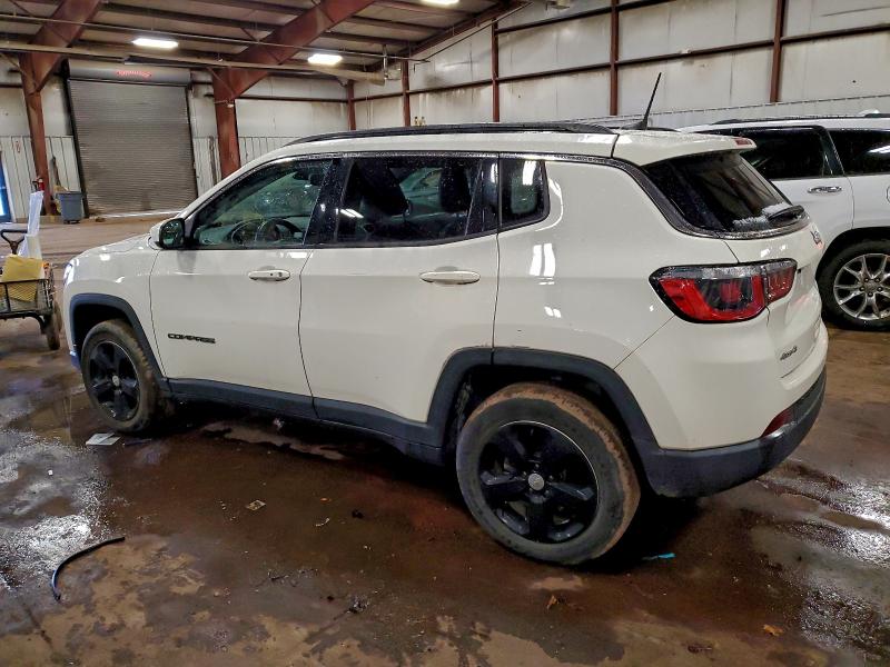 Фото 2 - JEEP COMPASS