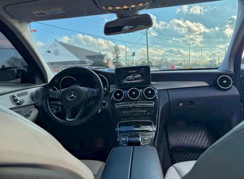 Фото 9 - MERCEDES-BENZ C-CLASS