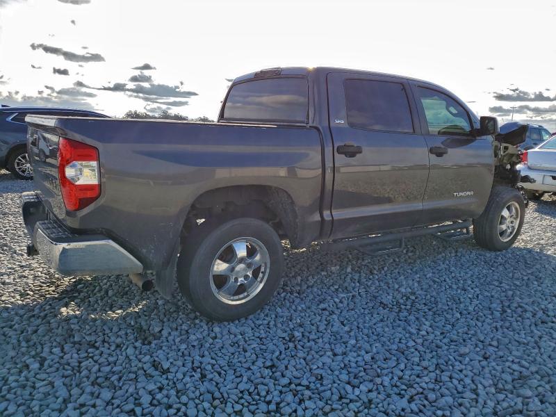 Фото 3 - TOYOTA TUNDRA