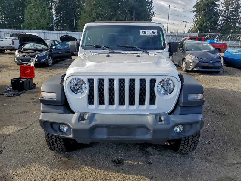 Фото 5 - JEEP WRANGLER