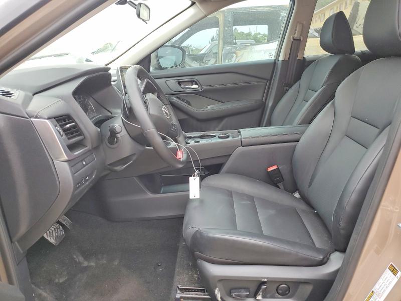 Фото 7 - NISSAN ROGUE