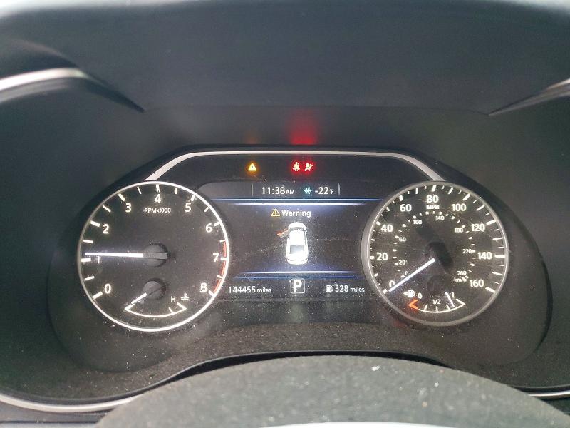 Фото 9 - NISSAN MAXIMA