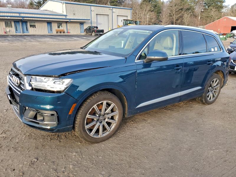 Фото 1 - AUDI Q7