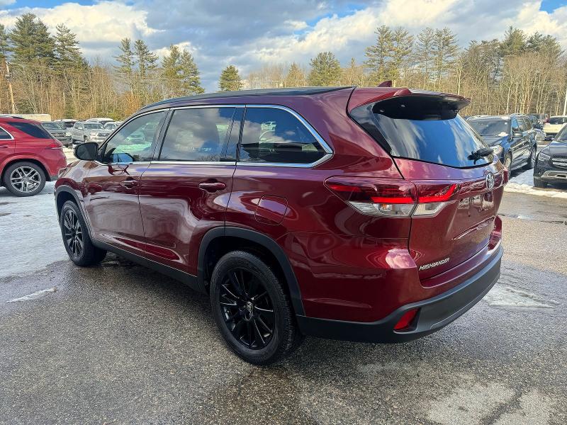 Фото 3 - TOYOTA HIGHLANDER