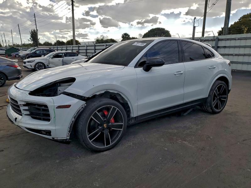 Фото 1 - PORSCHE CAYENNE