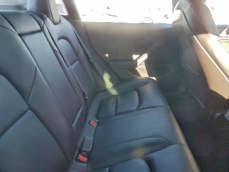 Фото 10 - TESLA MODEL 3