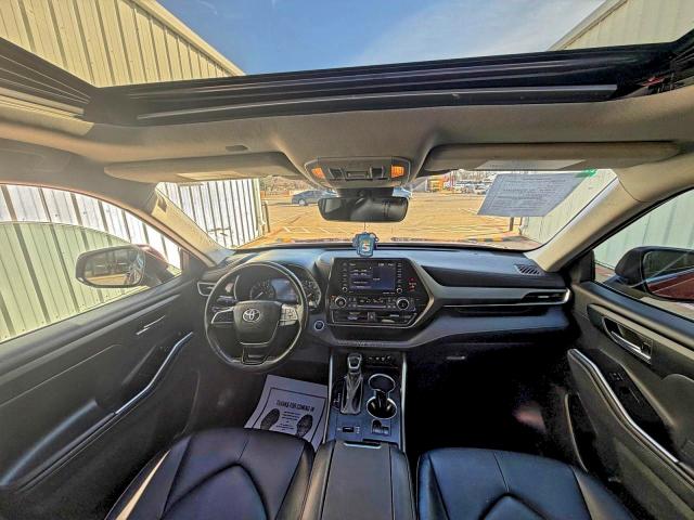 Фото 9 - TOYOTA HIGHLANDER