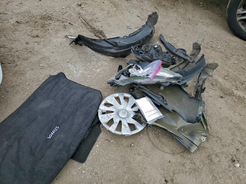 Фото 12 - TOYOTA YARIS