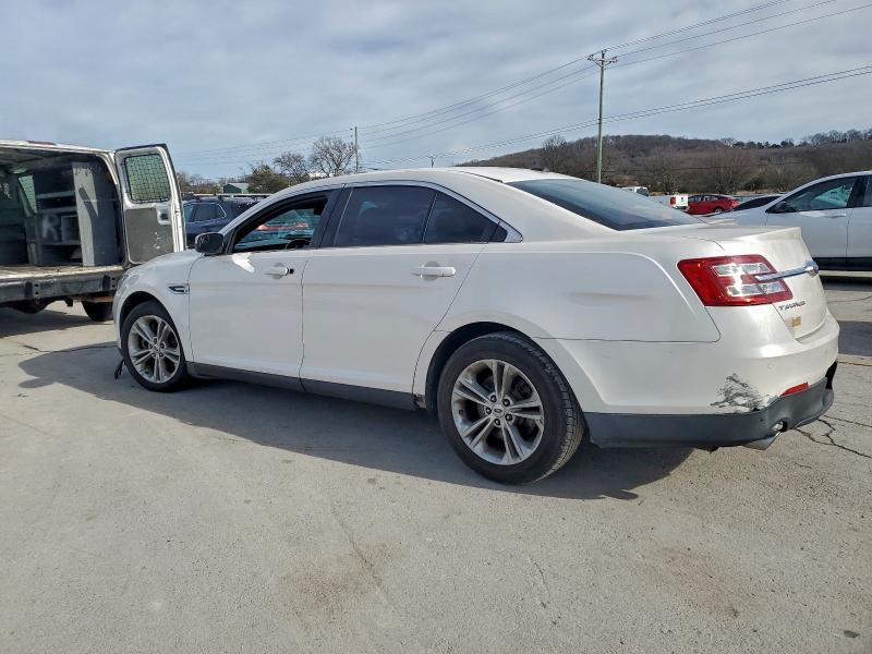 FORD TAURUS 2016 VIN 1FAHP2E8XGG125636