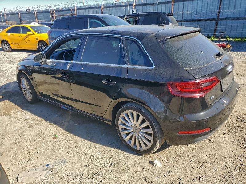 Фото 2 - AUDI A3