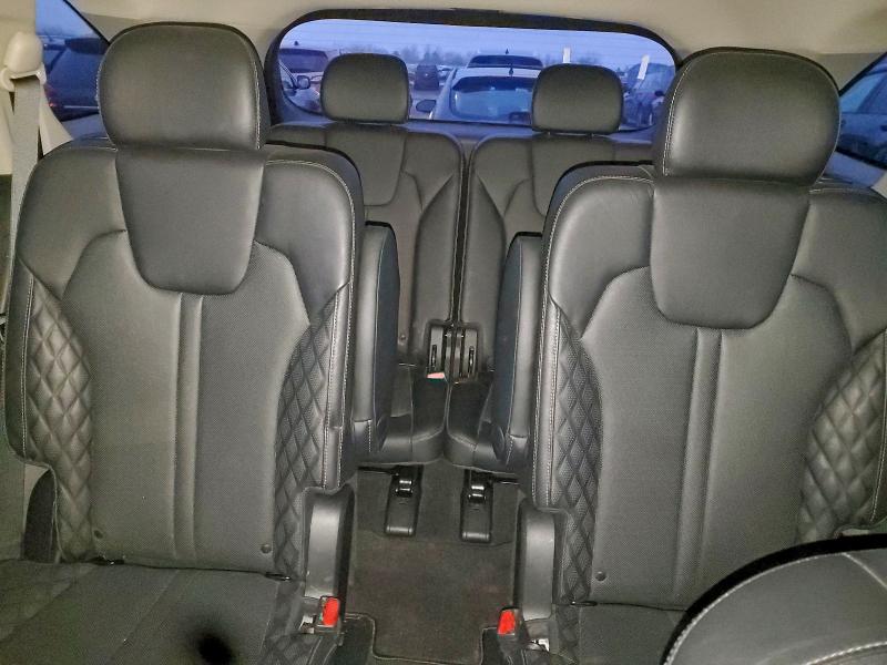 Фото 10 - KIA SORENTO