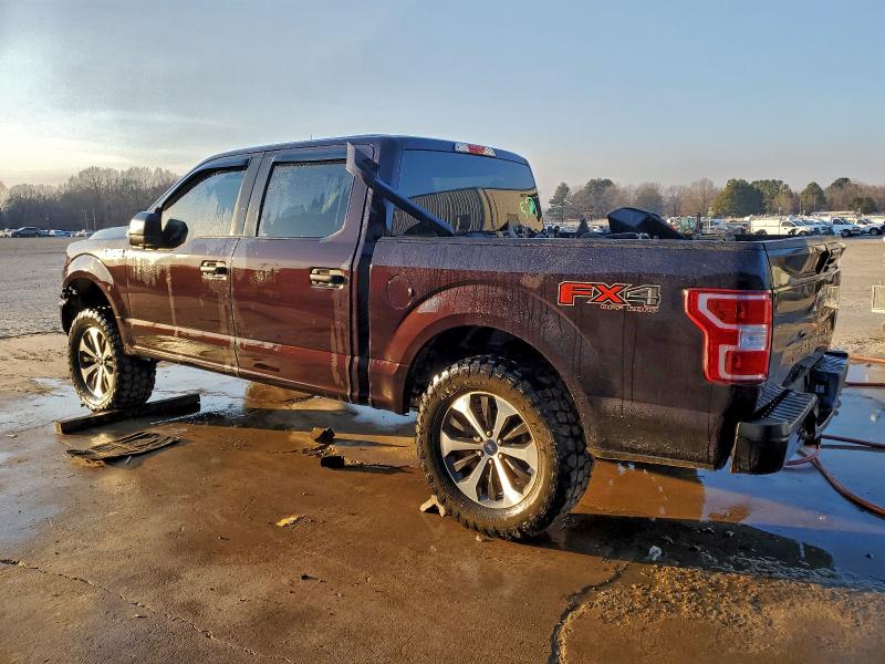 Фото 2 - FORD F-150