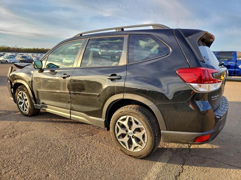Фото 2 - SUBARU FORESTER