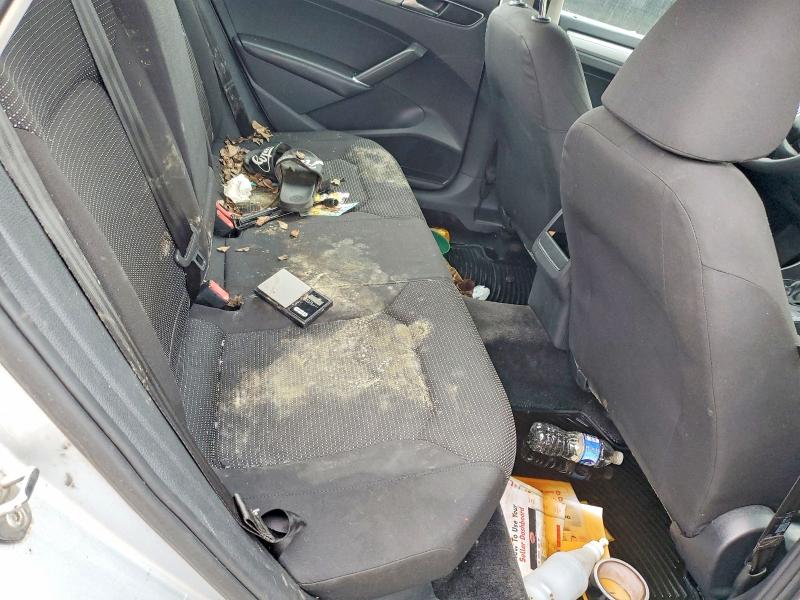 Фото 10 - VOLKSWAGEN PASSAT