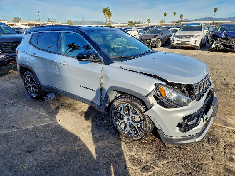 Фото 4 - JEEP COMPASS