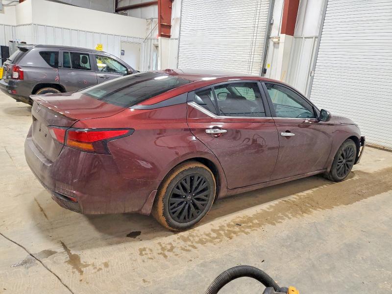 Фото 3 - NISSAN ALTIMA