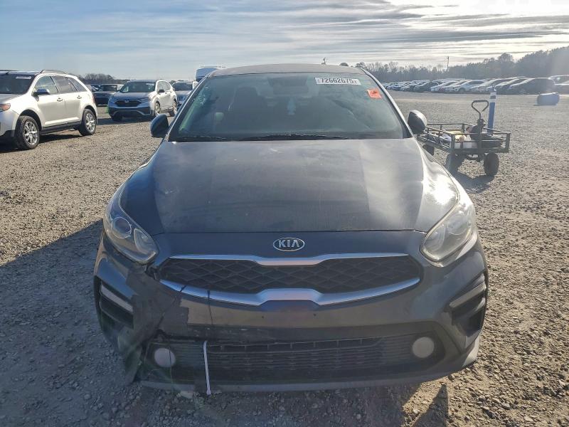 Фото 5 - KIA FORTE