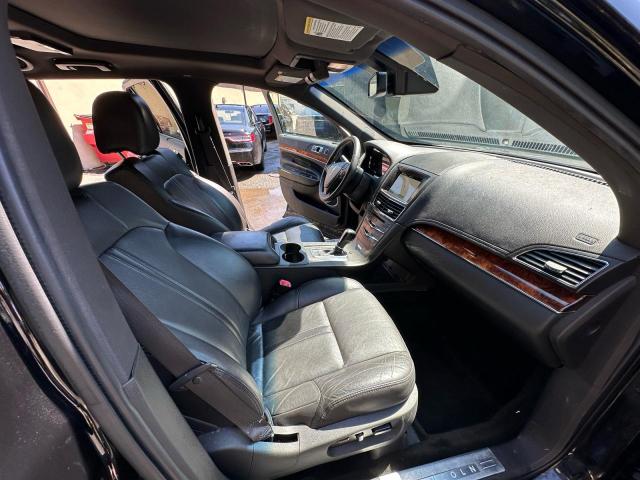 Фото 5 - LINCOLN MKT