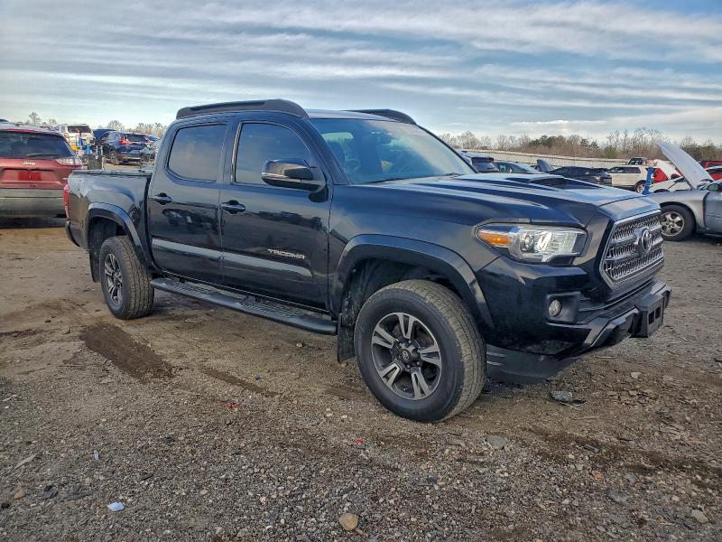 Фото 4 - TOYOTA TACOMA