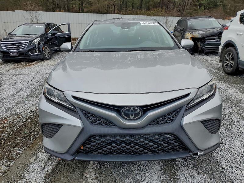 Фото 5 - TOYOTA CAMRY