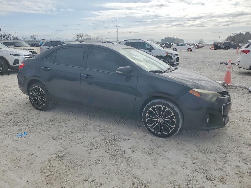 Фото 4 - TOYOTA COROLLA