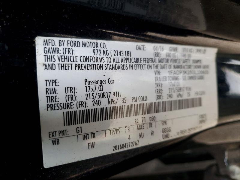 Фото 12 - FORD FOCUS