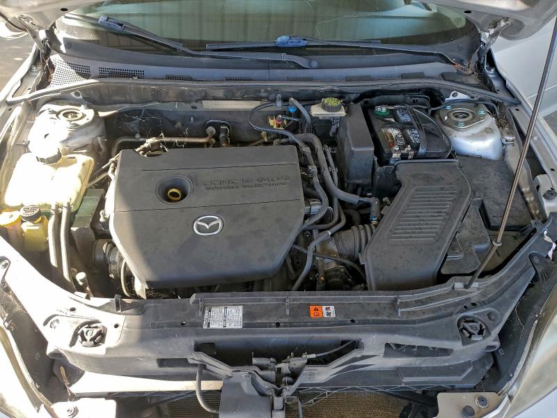 Фото 11 - MAZDA 3