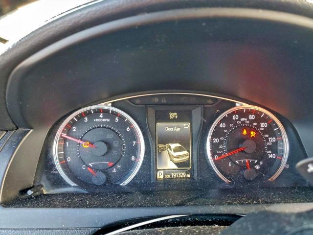 Фото 9 - TOYOTA CAMRY