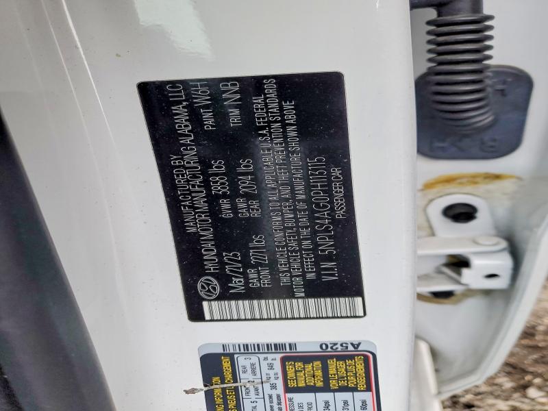 Фото 12 - HYUNDAI ELANTRA