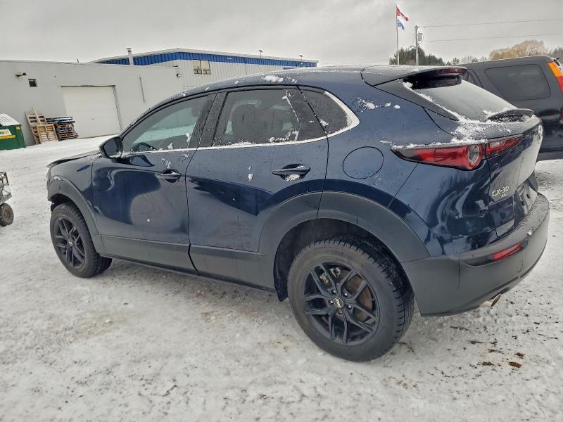 Фото 2 - MAZDA CX30