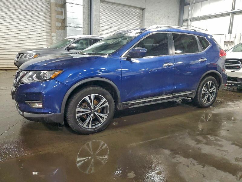 Фото 1 - NISSAN ROGUE