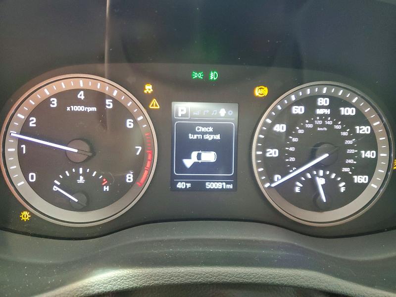 Фото 9 - HYUNDAI TUCSON