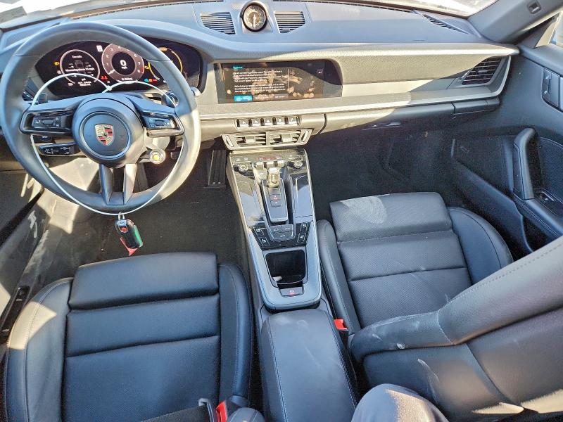 Фото 8 - PORSCHE 911