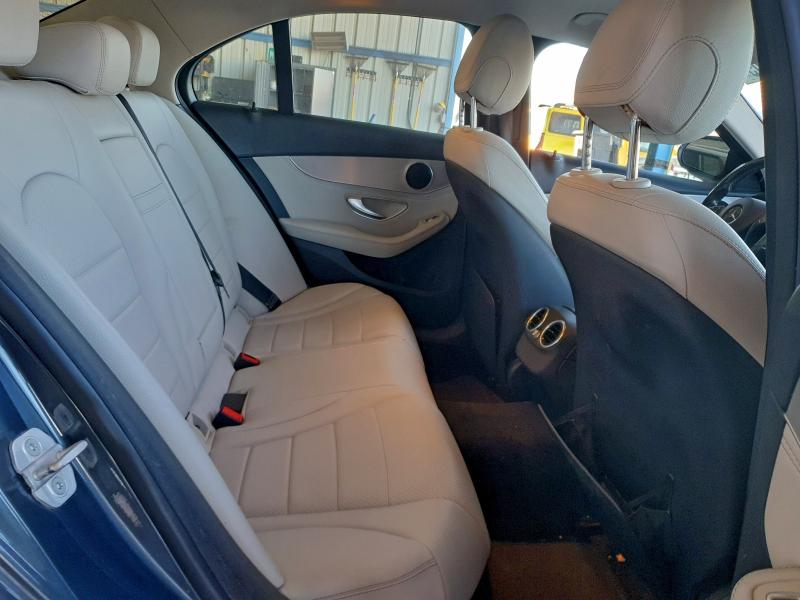 Фото 10 - MERCEDES-BENZ C-CLASS