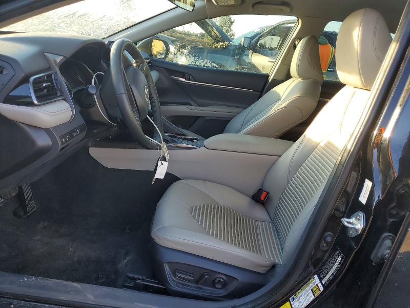 Фото 7 - TOYOTA CAMRY